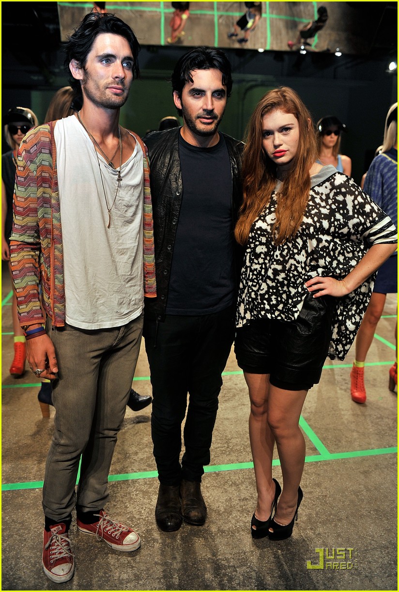 Holland Roden Celebrates 'Social Fashion'
