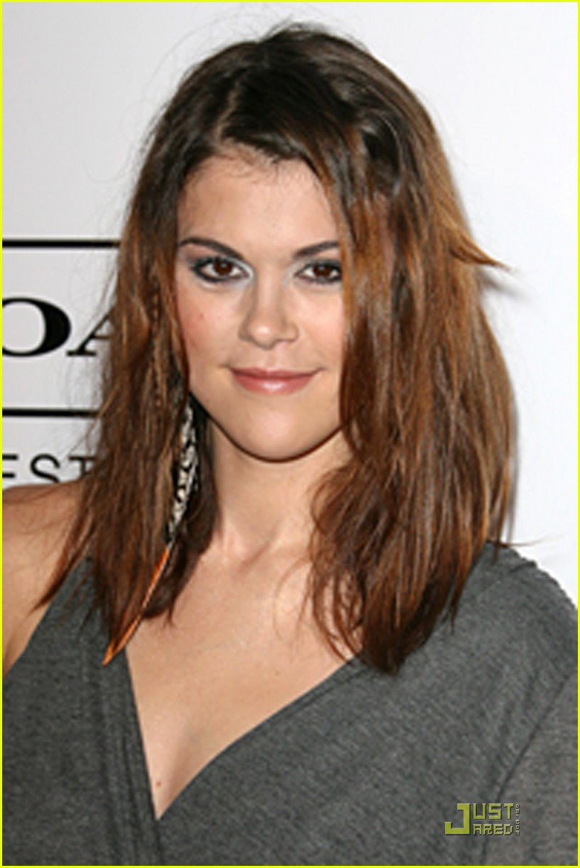 Lindsey Shaw: Teen Vogue Young Hollywood Hottie!