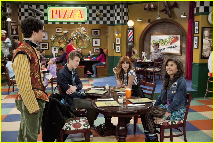 Zendaya & Bella Thorne 'Shake Up' Halloween