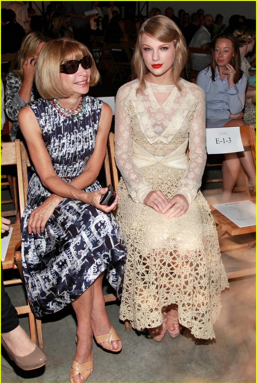 Taylor Swift Laces Up for Rodarte