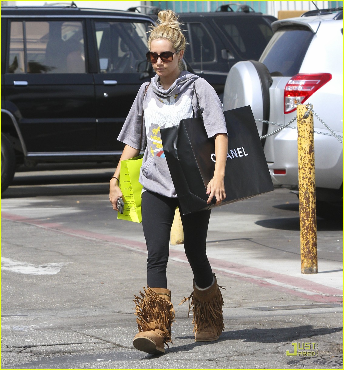 Ashley Tisdale: Chanel Shopper
