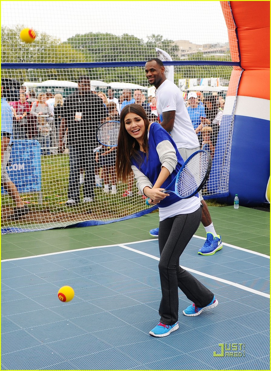 Victoria Justice: Obstacle Course in DC with Matt Bennett