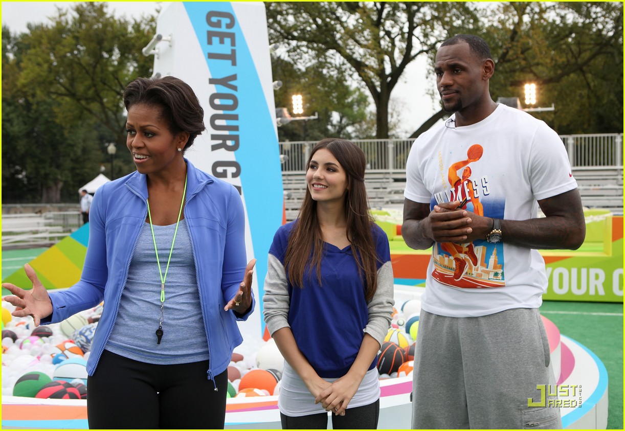 Victoria Justice: Obstacle Course in DC with Matt Bennett