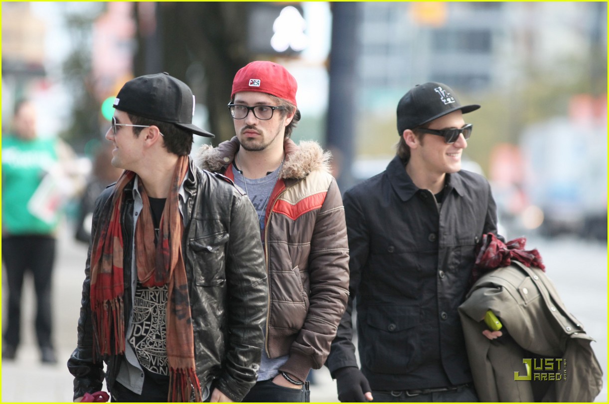 Big Time Rush: 'Elevate' Out November 21st!