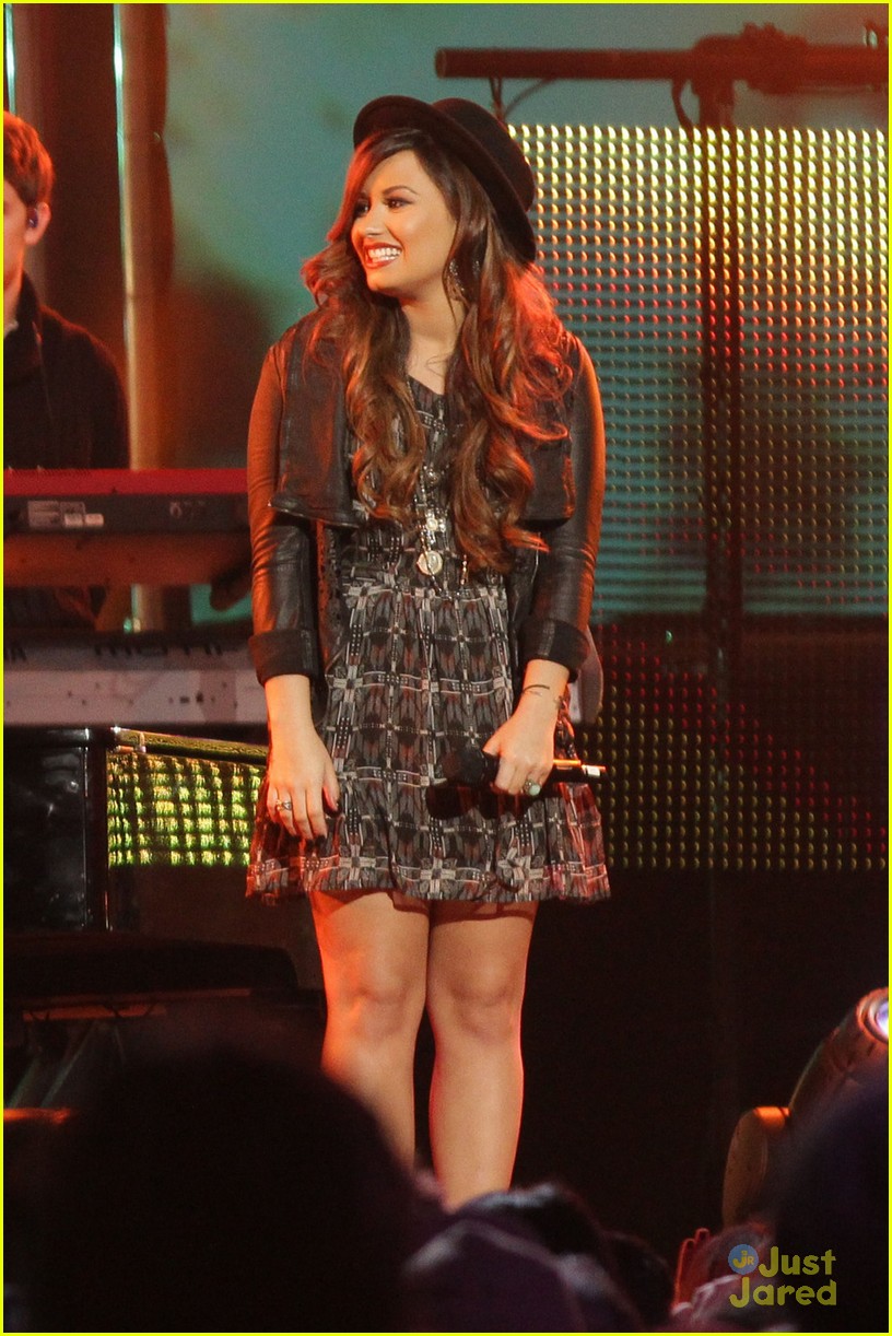 Demi Lovato: Extreme Makeover Musician