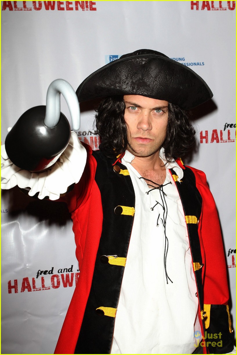 Drew Seeley & Amy Paffrath: Halloweenie!