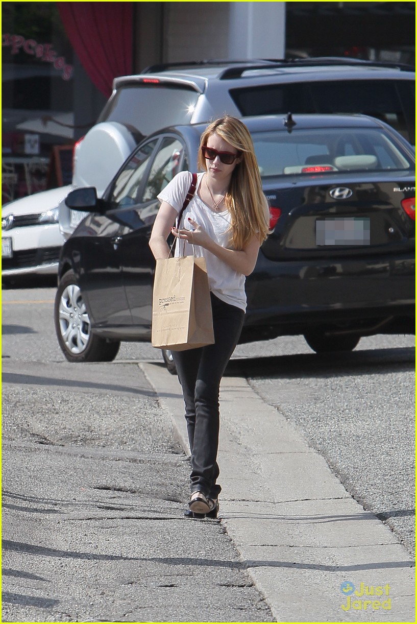 Emma Roberts: 'I Wear My Mulberry Bag To Death'
