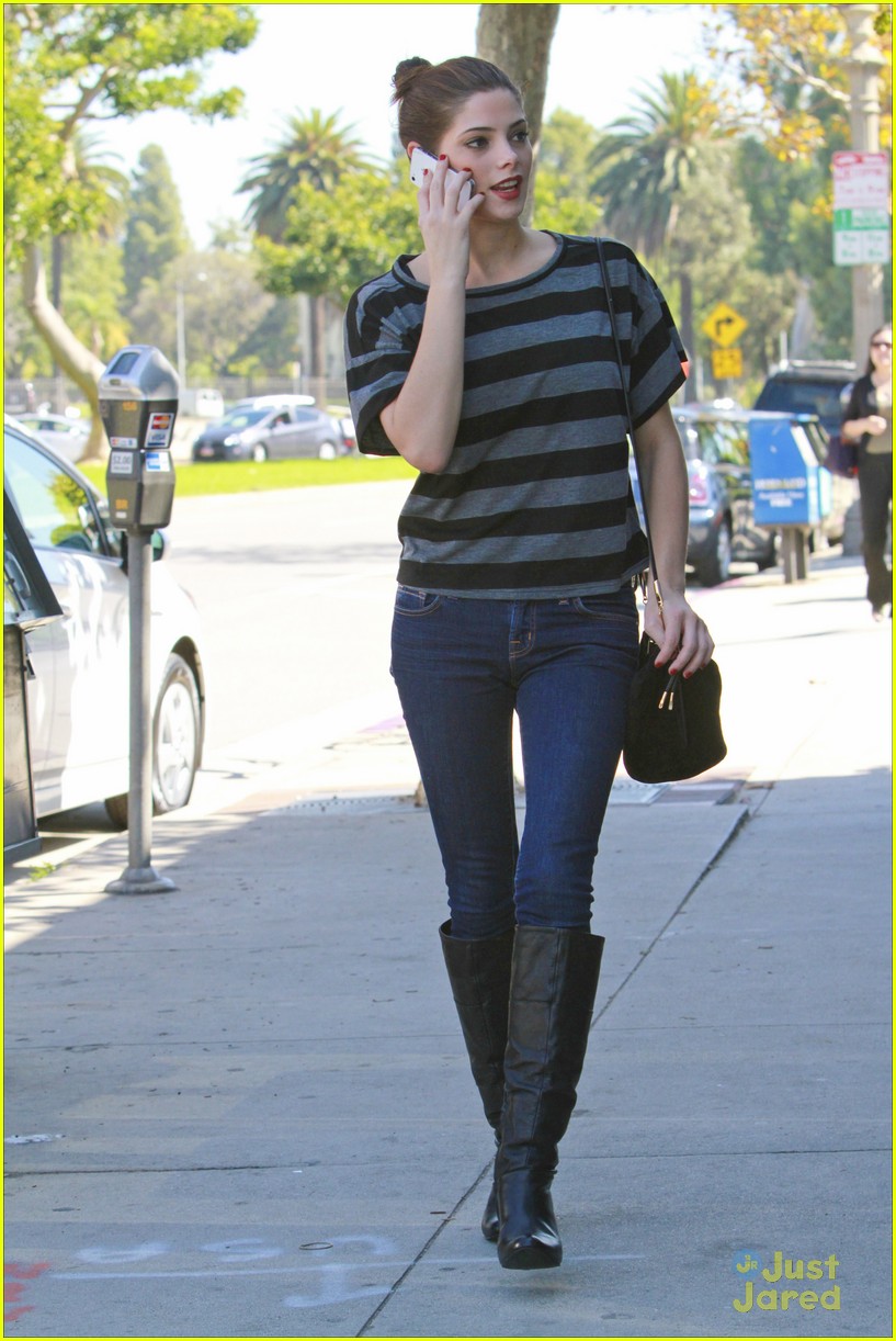Ashley Greene: Tavern on Tuesday