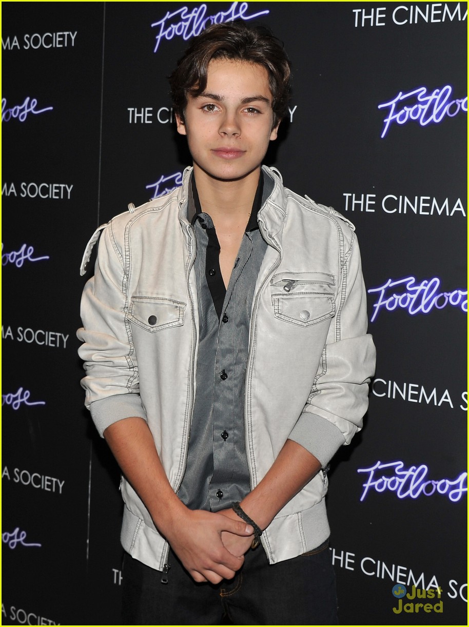 Jake T. Austin Gets 'Footloose'