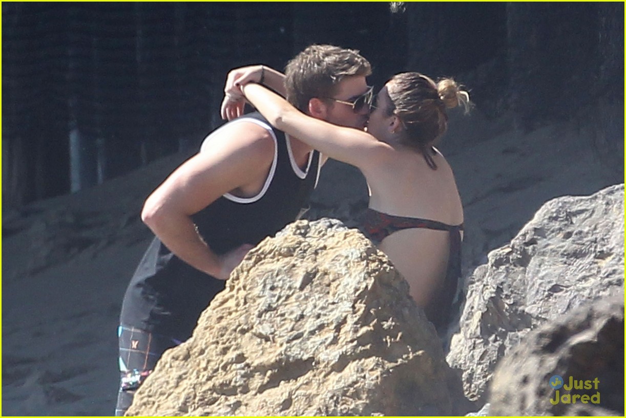 Miley Cyrus & Liam Hemsworth: Malibu Mates!