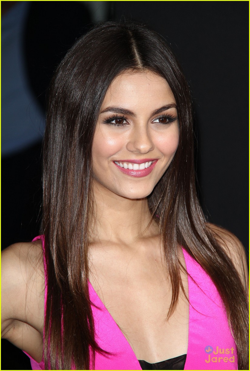 Victoria Justice: 'Footloose' Premiere Pretty