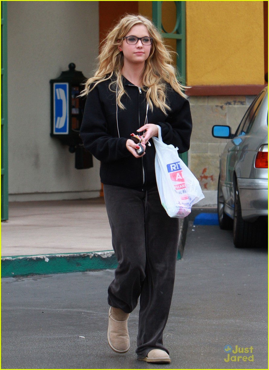 Ashley Benson: Rite Aid Run
