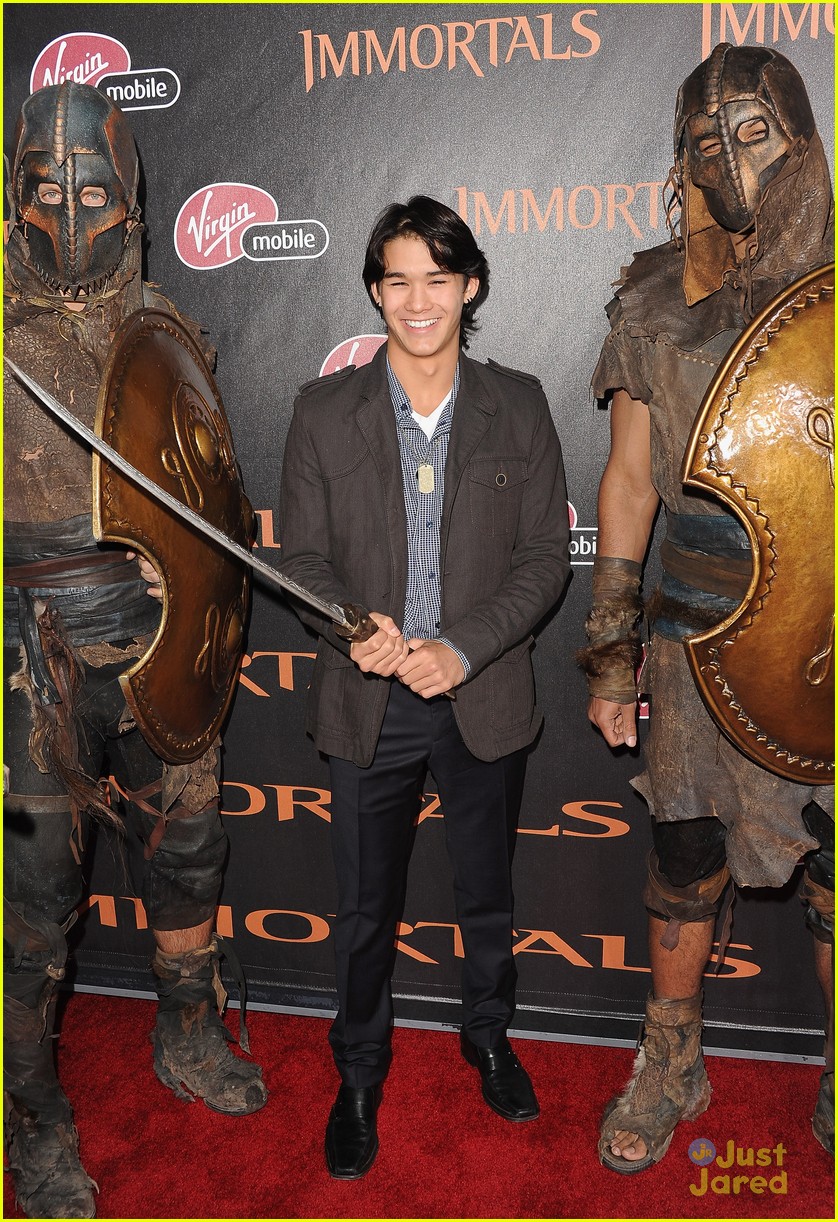 Booboo Stewart: 'Immortals' Premiere with Fivel!