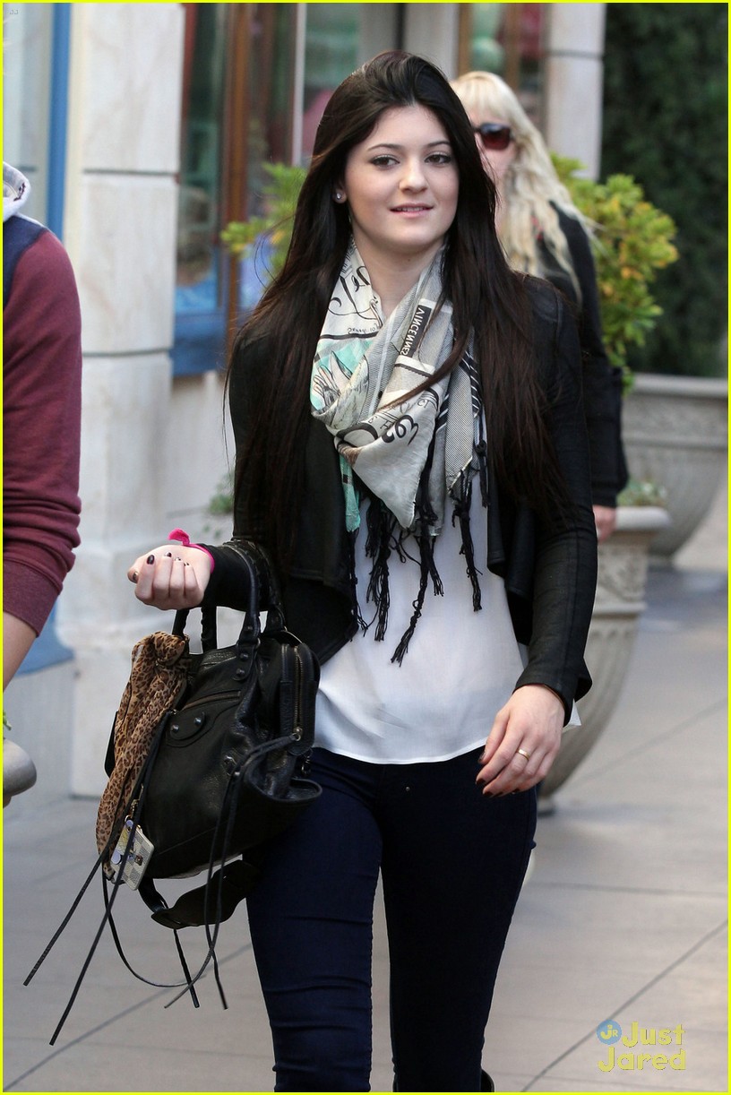 Cody Simpson & Kylie Jenner Meet Up at the Grove