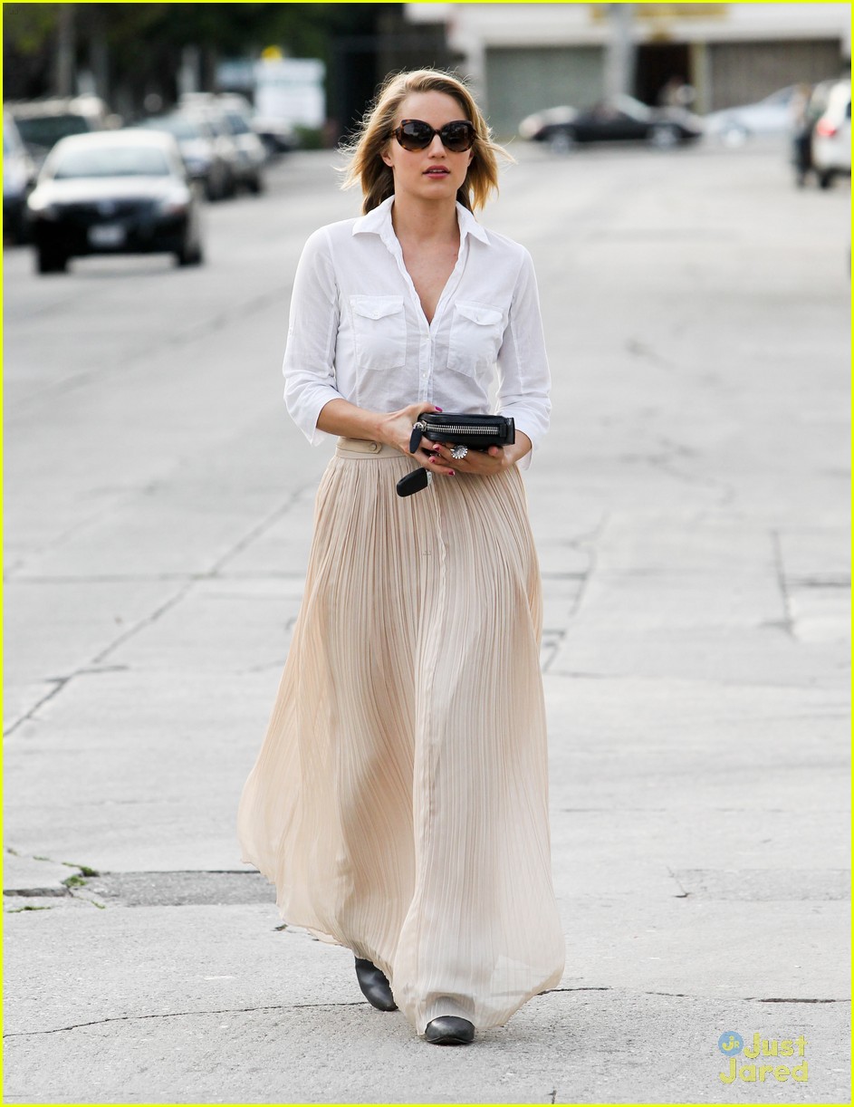 Darren Criss: Dianna Agron is in 'Another World of Fantastic'