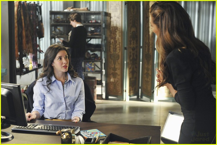 Erica Dasher: 'Jane By Design' Pilot Pics!