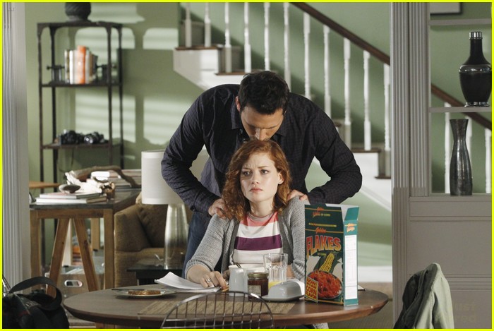 Jane Levy: Pretty in Pink Party!