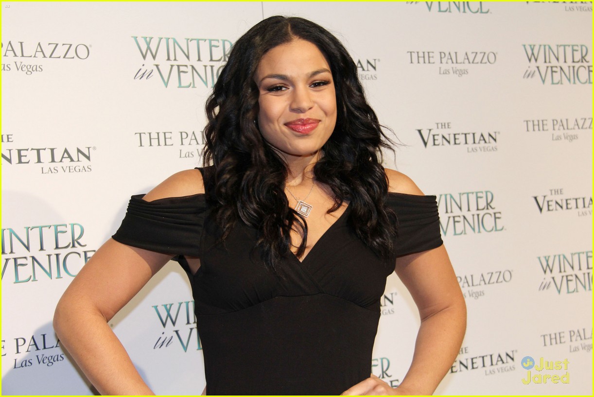 Jordin Sparks Opens Winter in Venice