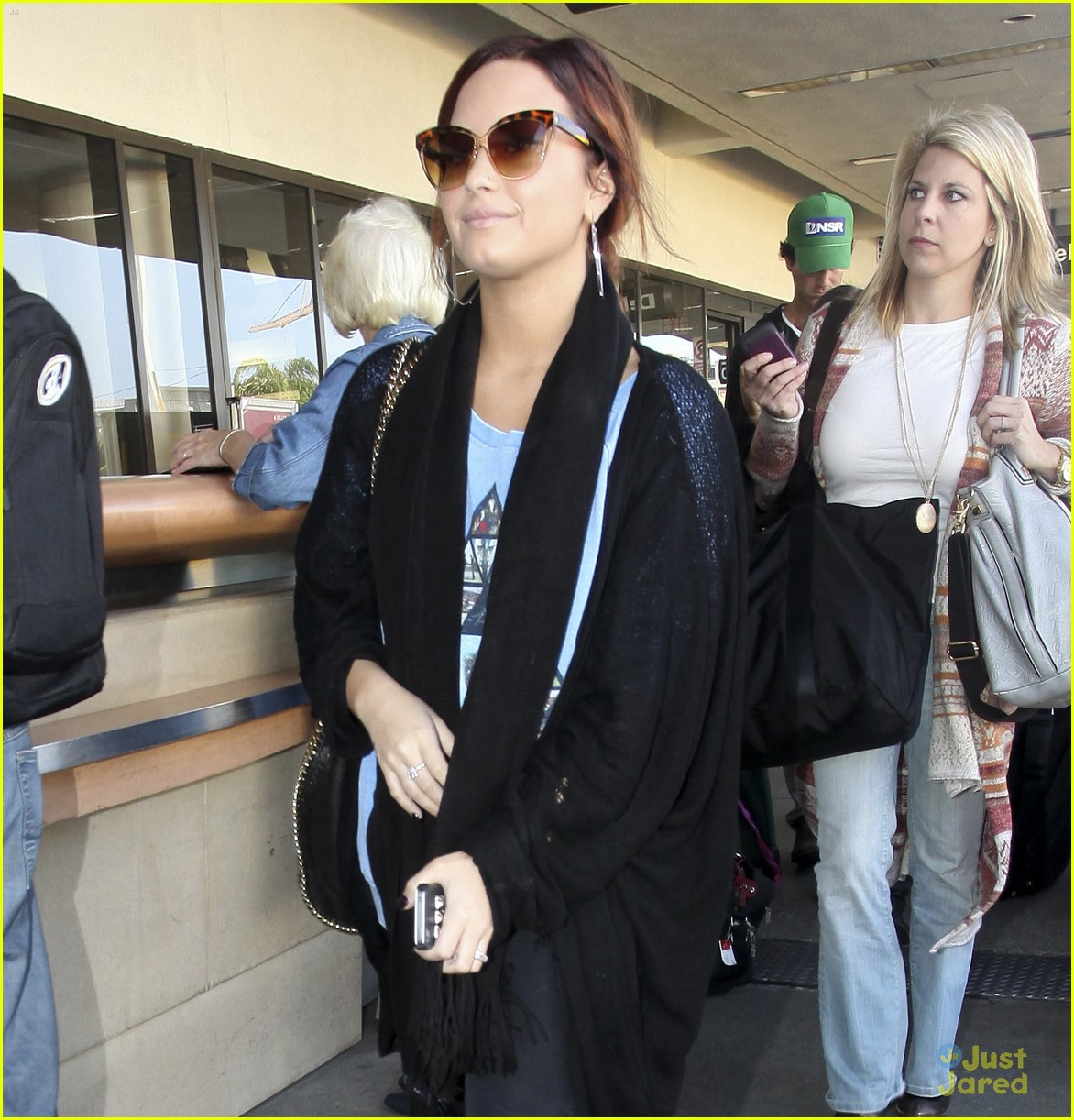 Demi Lovato: Departing for Detroit!