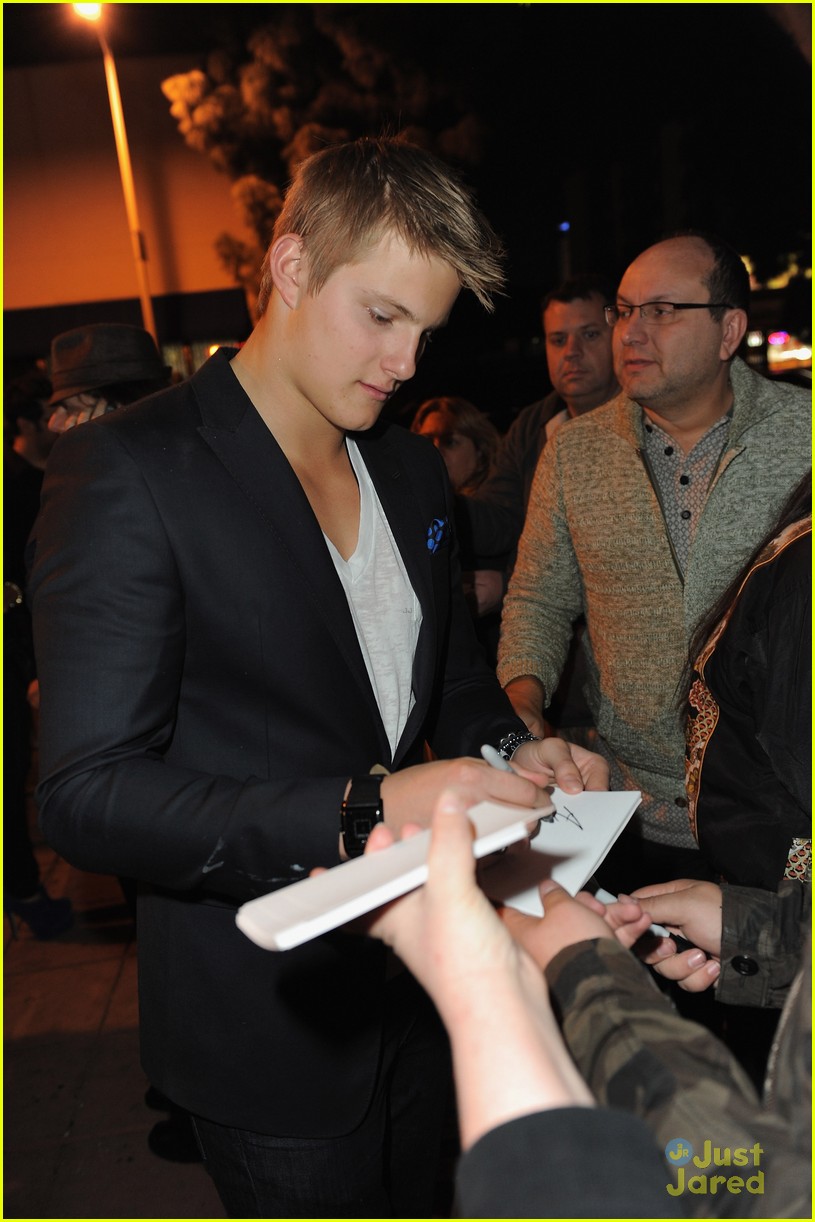 Alexander Ludwig & Carter Jenkins: 'Elder Scrolls' Launch