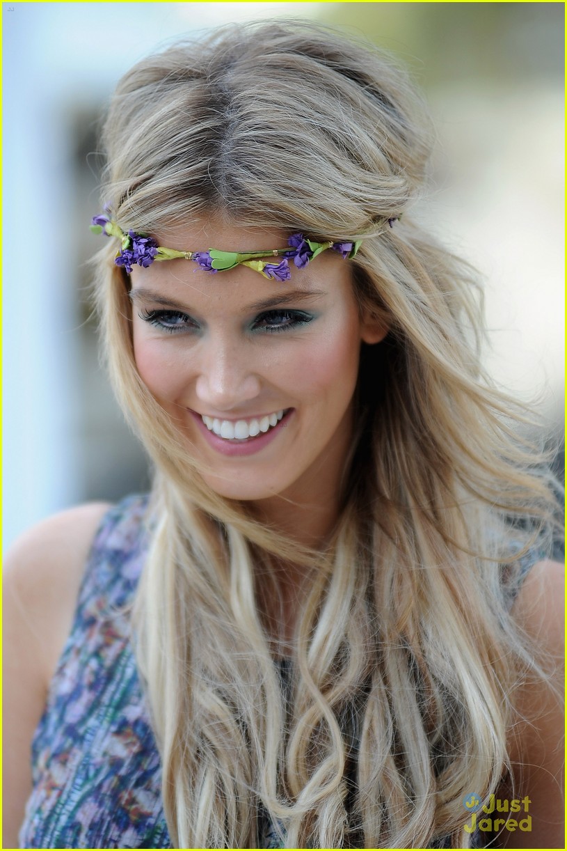 Nick Jonas & Delta Goodrem: Sydney Sweeties