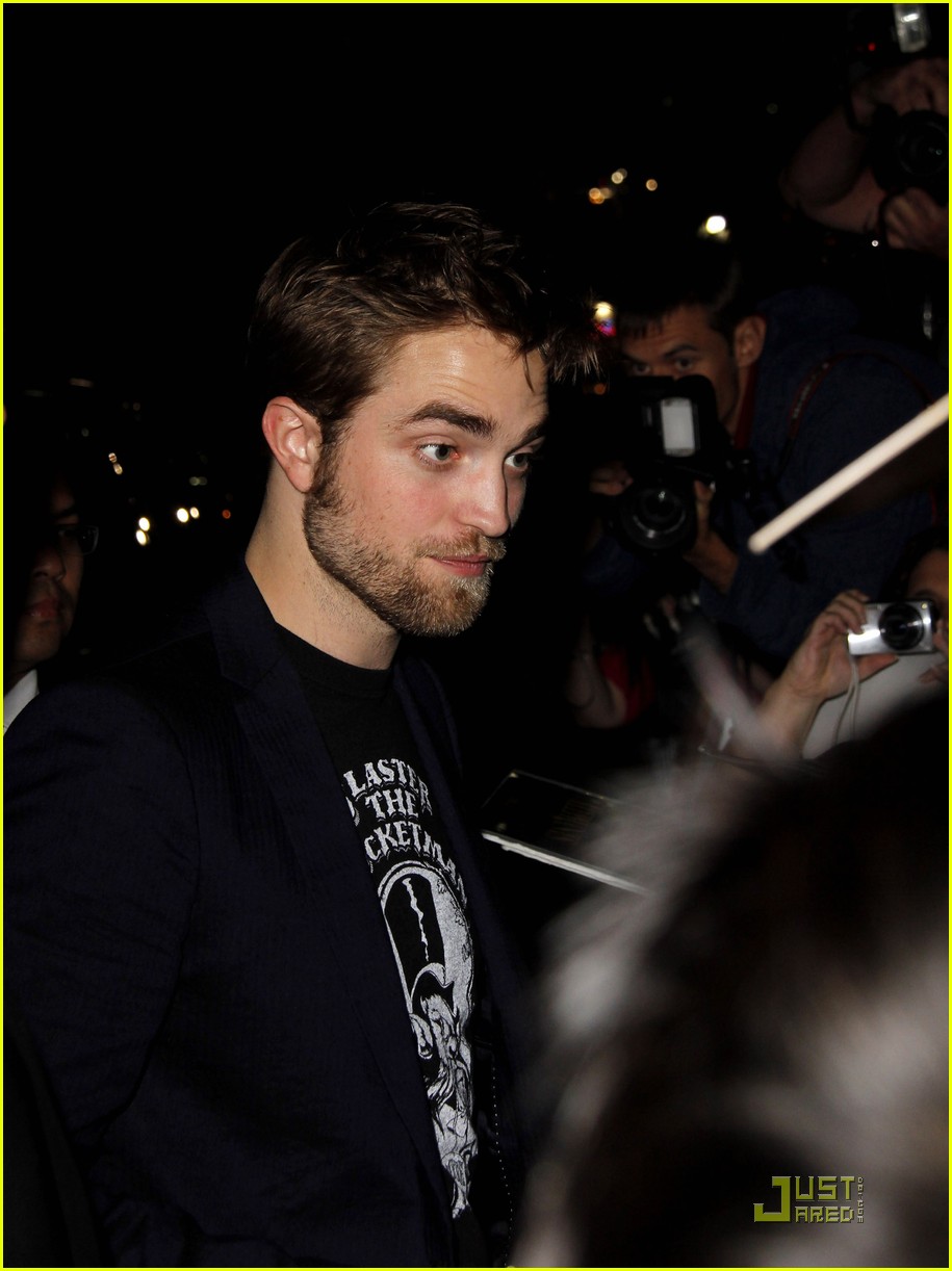 Robert Pattinson Leaves 'Jimmy Kimmel Live!'