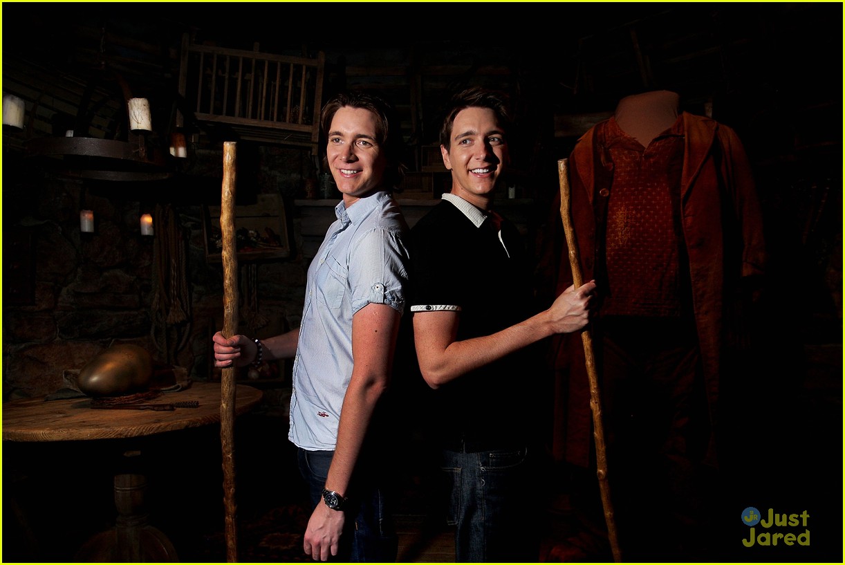 James & Oliver Phelps: Broom Brothers!