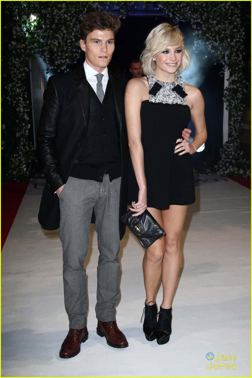 Pixie Lott: 'Breaking Dawn' Premiere in London