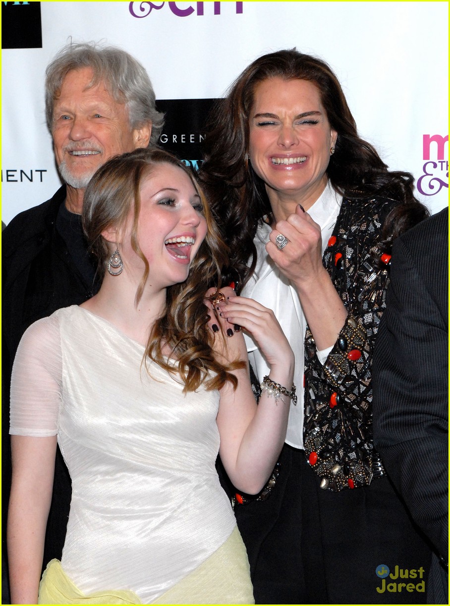 Sammi Hanratty: 'The Greening of Whitney Brown' Premiere