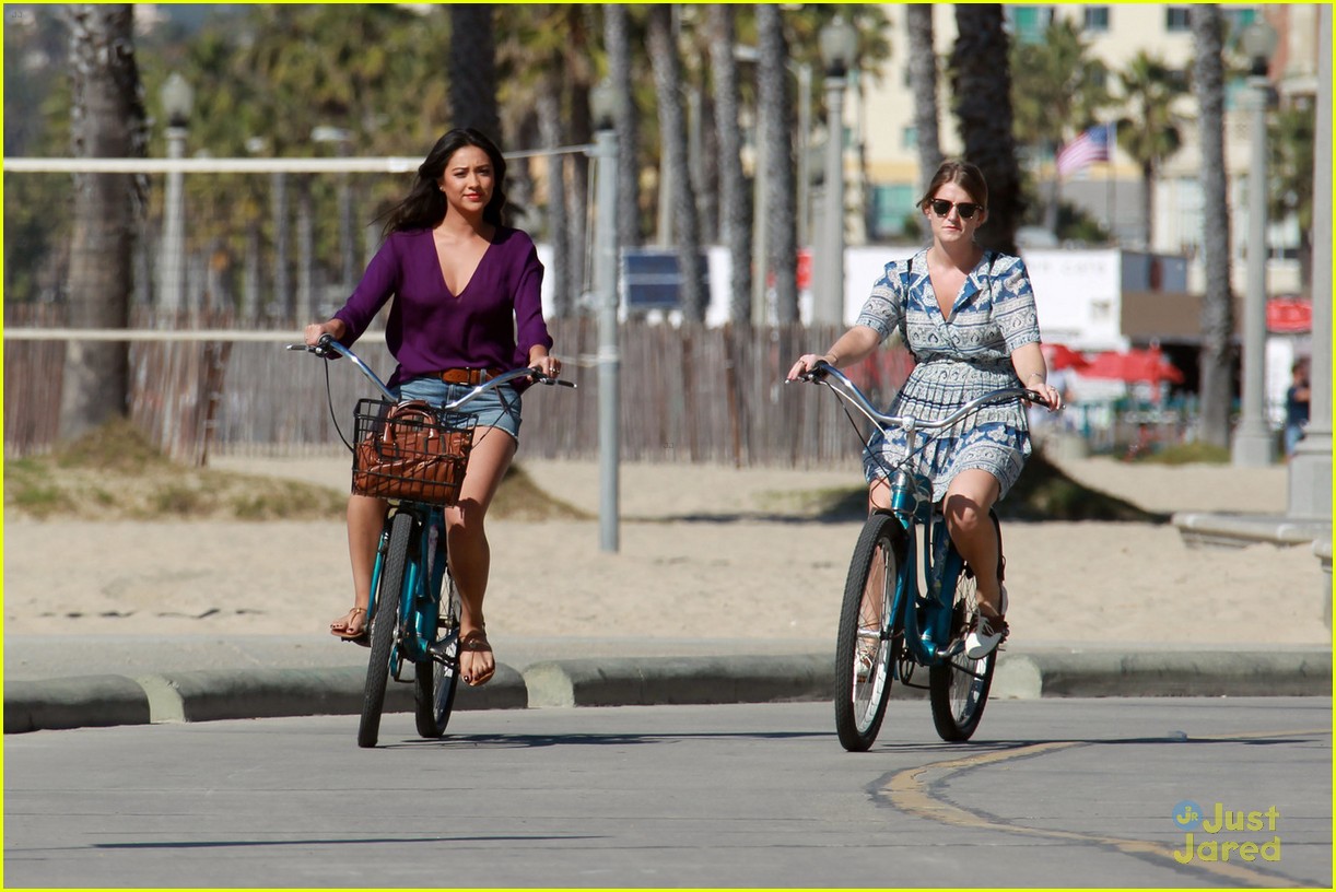 Shay Mitchell: Pretty Little Liars Returns January 2nd!