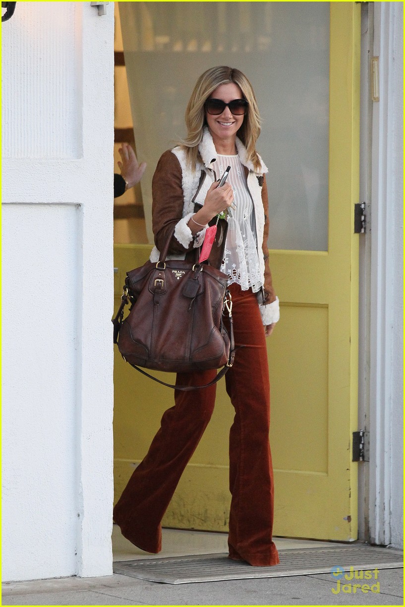 Ashley Tisdale: 'Raising Hope' Guest Star!