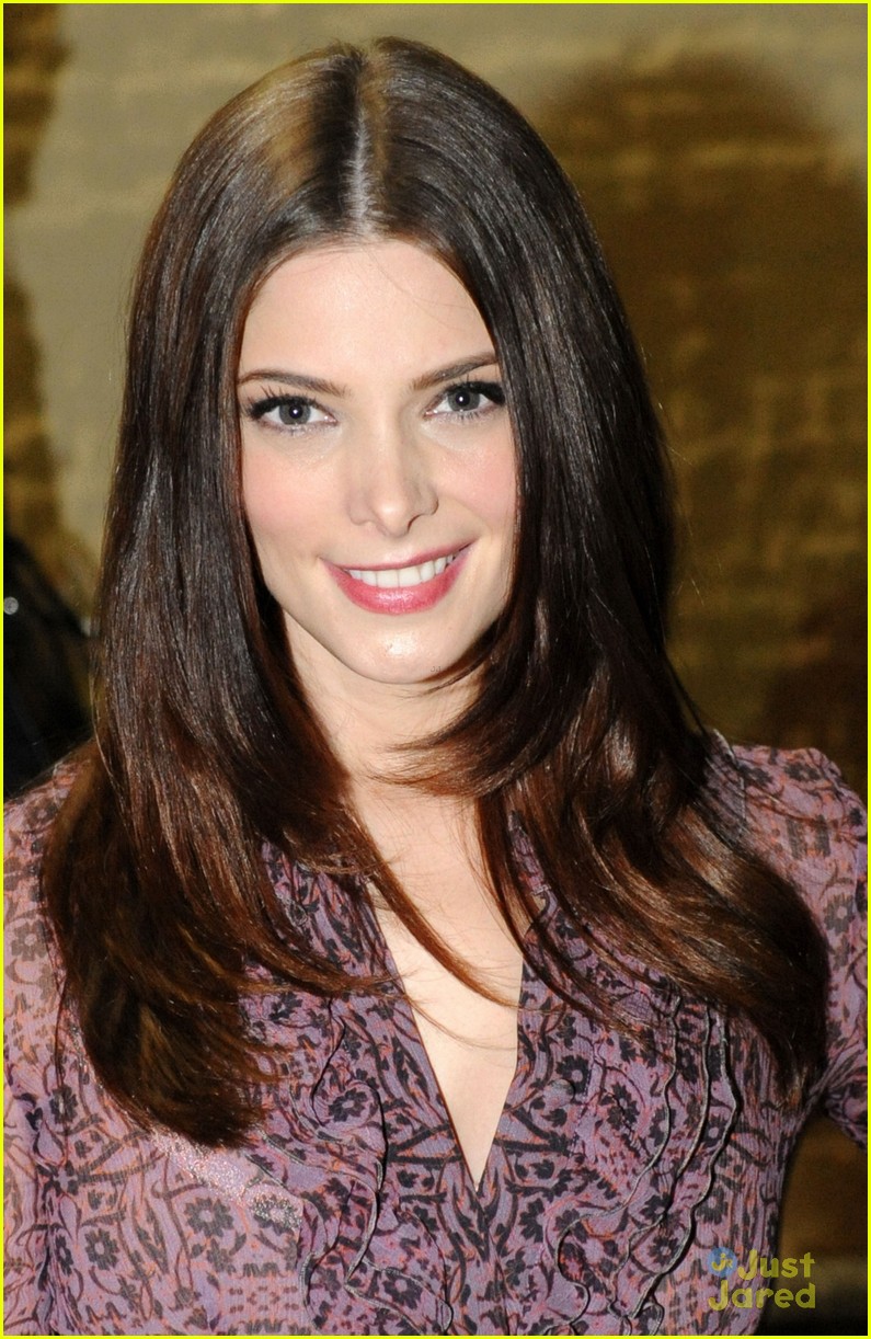 Ashley Greene & Nikki Reed: Twilight Tour in Atlanta!