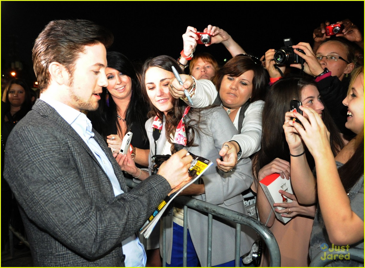 Ashley Greene & Nikki Reed: Twilight Tour in Atlanta!