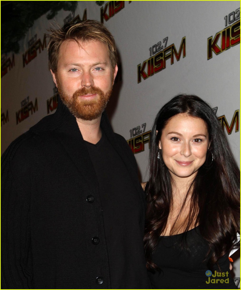 Alexa Vega & Sean Covel: Jingle Ball 2011