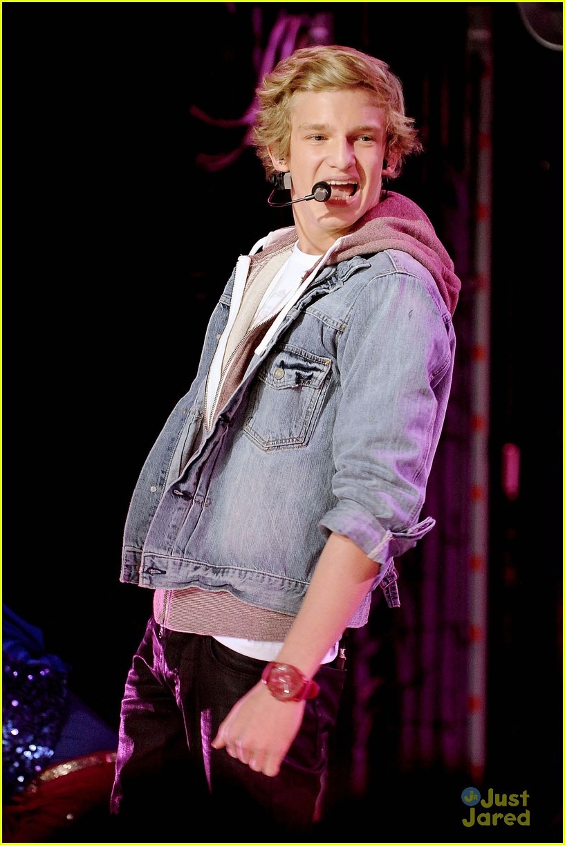 Cody Simpson: New Music Live!