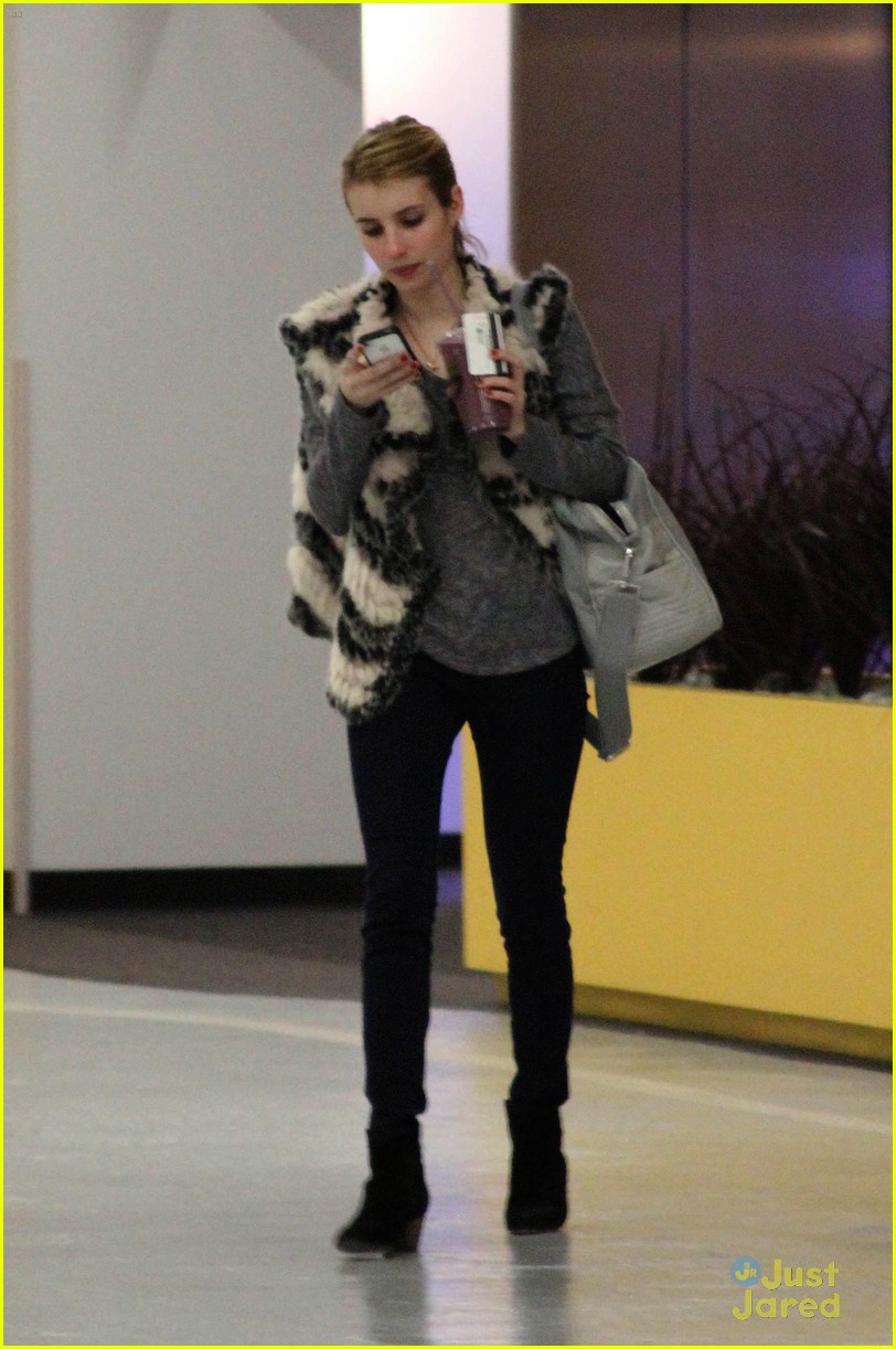 Emma Roberts: Gym Time!