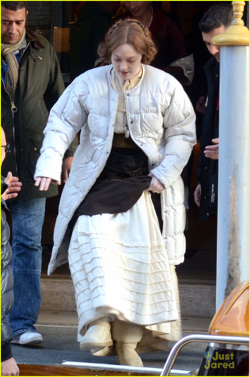 Dakota Fanning: 'Effie' in Venice!