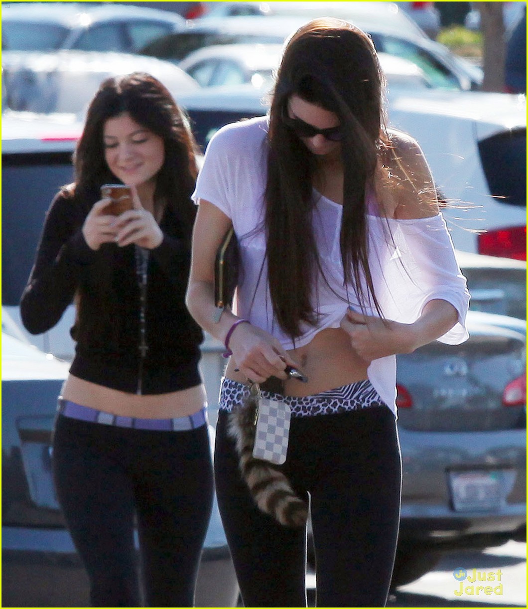 Kendall & Kylie Jenner: Neiman Marcus Shoppers