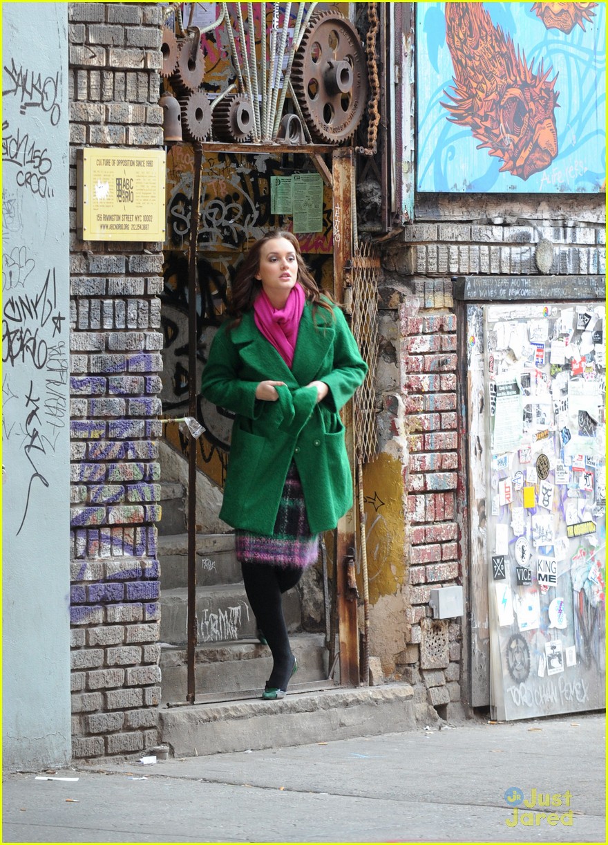 Leighton Meester: Green Gossip Girl