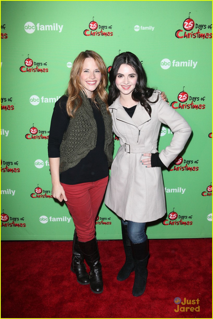 Katie Leclerc & Vanessa Marano Go Ice Skating!