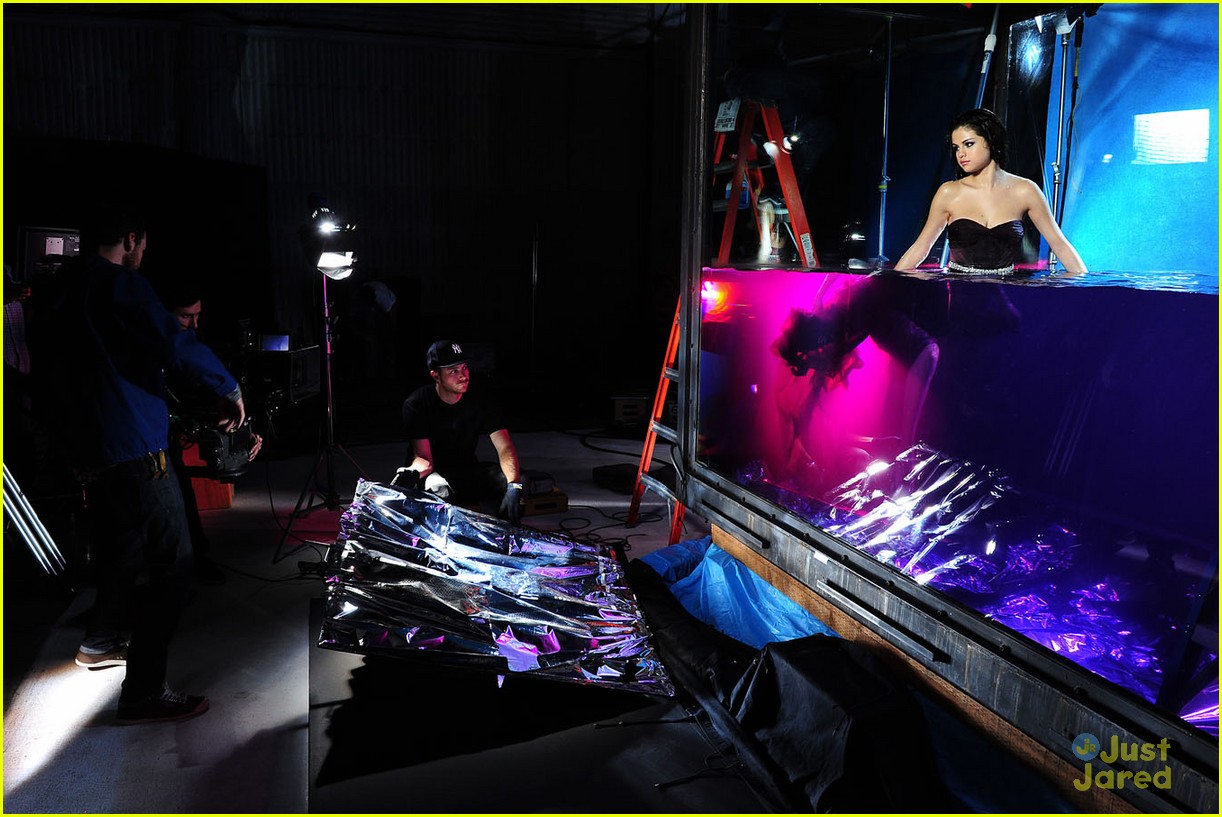 Selena Gomez: Fragrance Photo Shoot!
