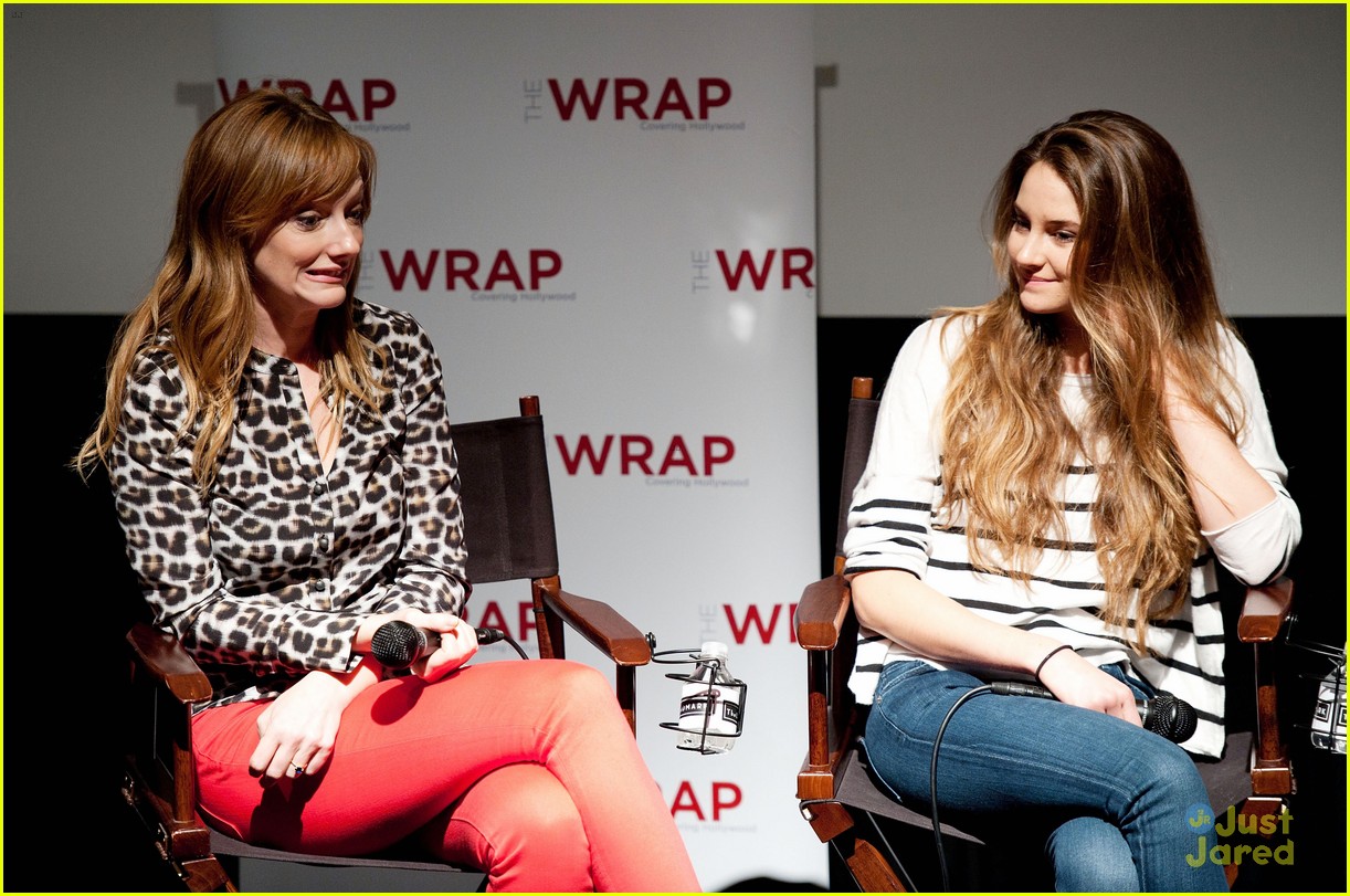 Shailene Woodley Reacts To Golden Globe Nomination!