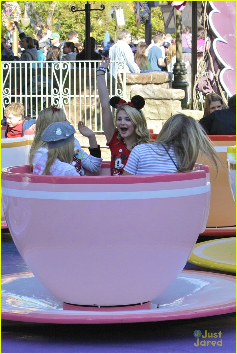 Stefanie Scott: Disneyland Birthday Girl!