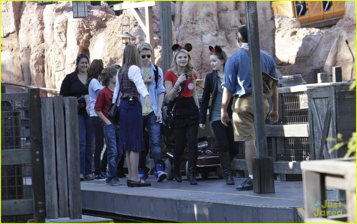 Stefanie Scott: Disneyland Birthday Girl!