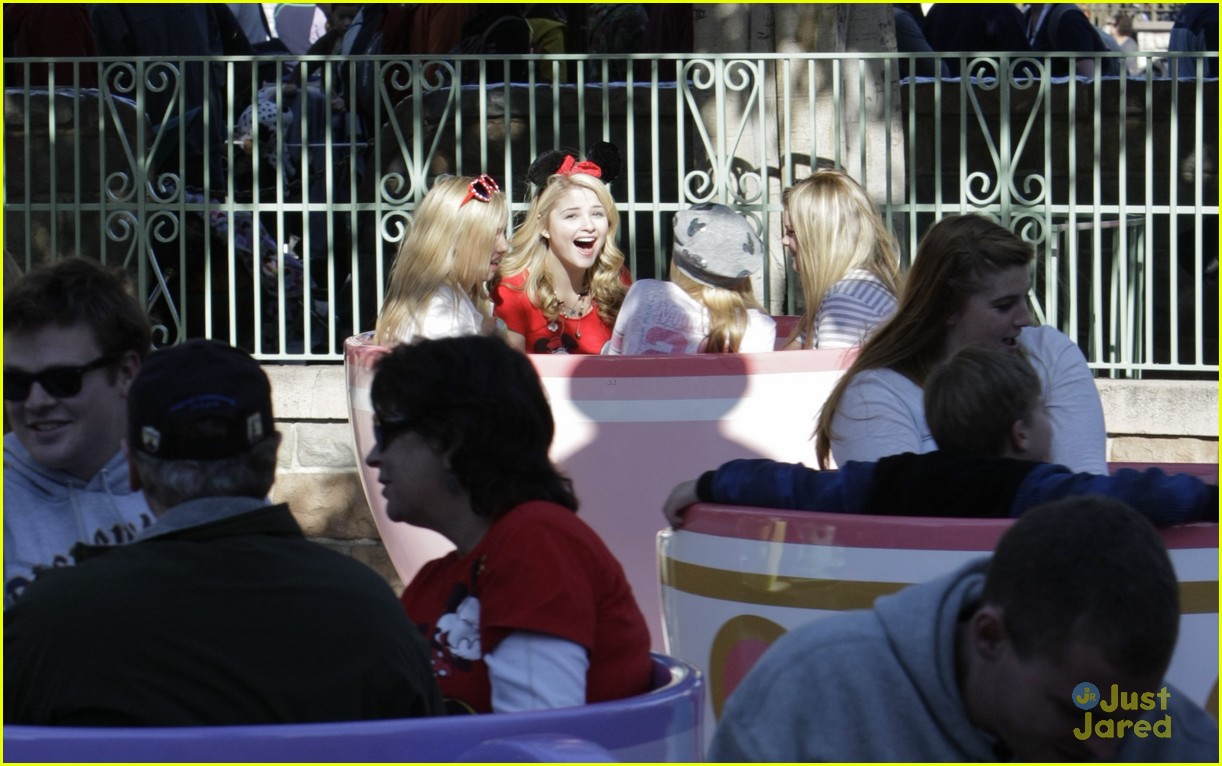 Stefanie Scott: Disneyland Birthday Girl!