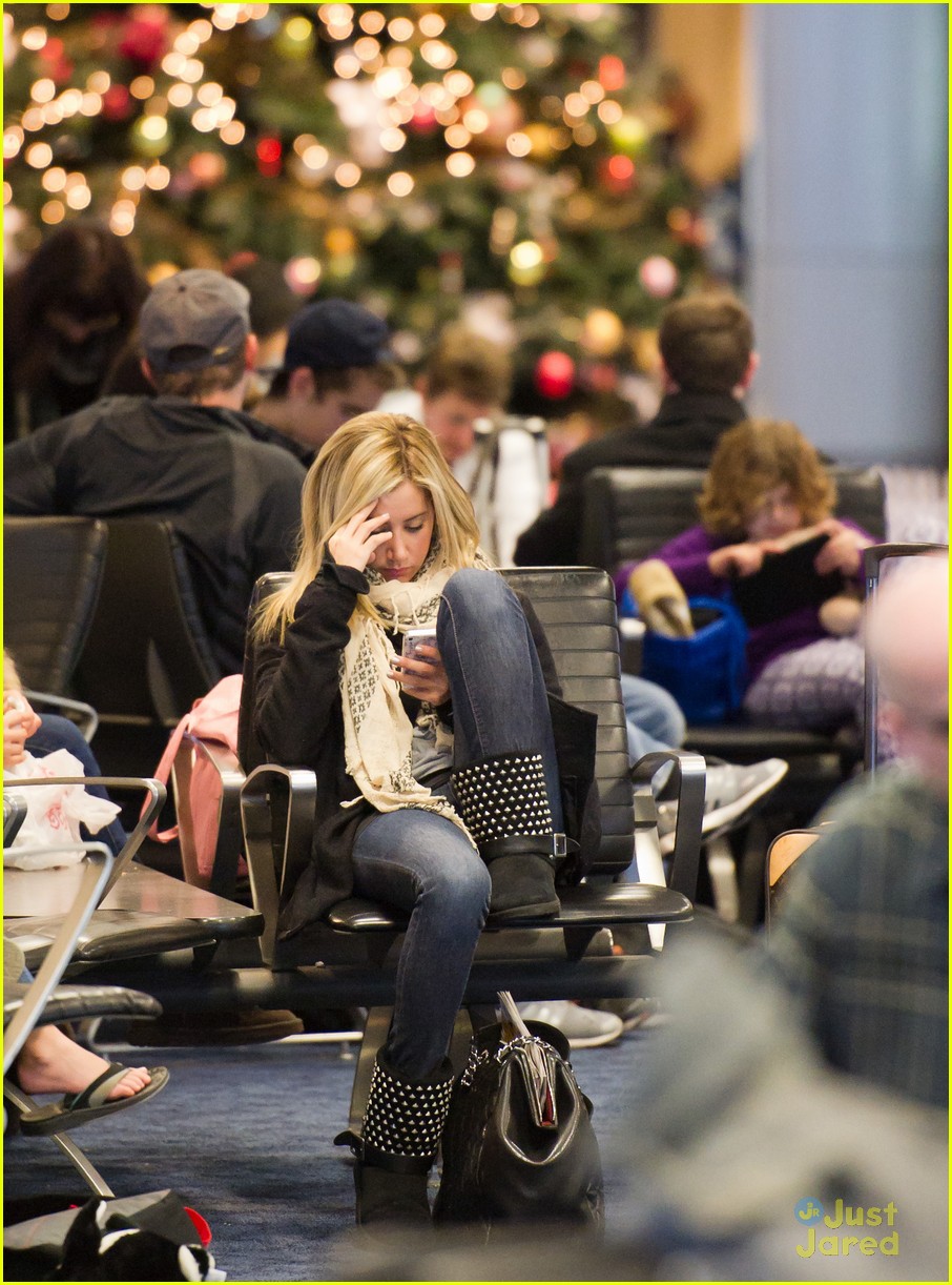 Ashley Tisdale: New Year's in New York!