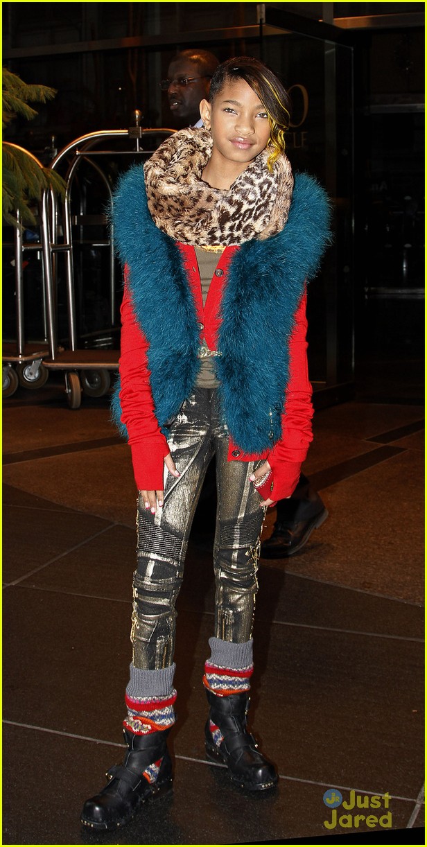 Willow Smith: 'Fireball' Video Teaser!