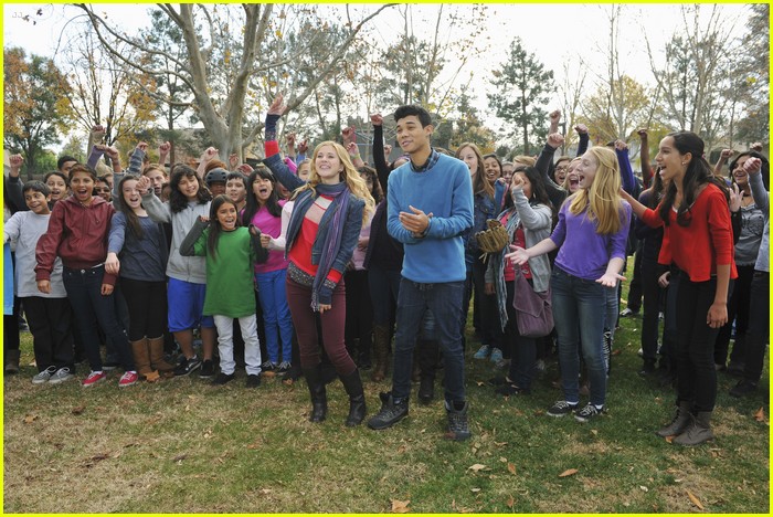 Caroline Sunshine & Roshon Fegan: Friends For Change Expansion!