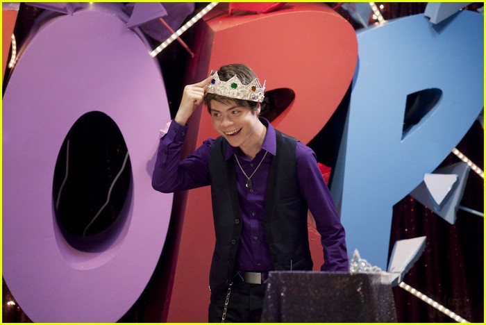 Debby Ryan: 'Radio Rebel' Stills!