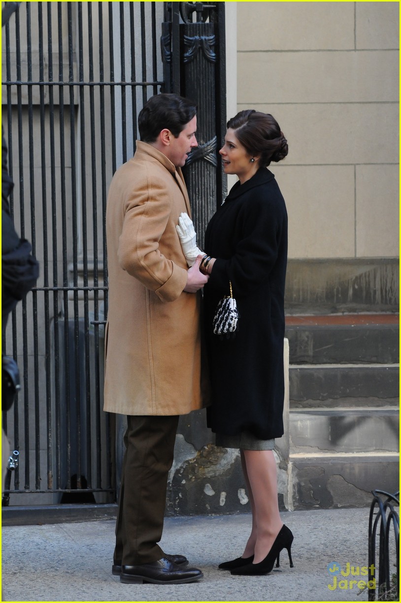 Ashley Greene: Kisses For Michael Moseley